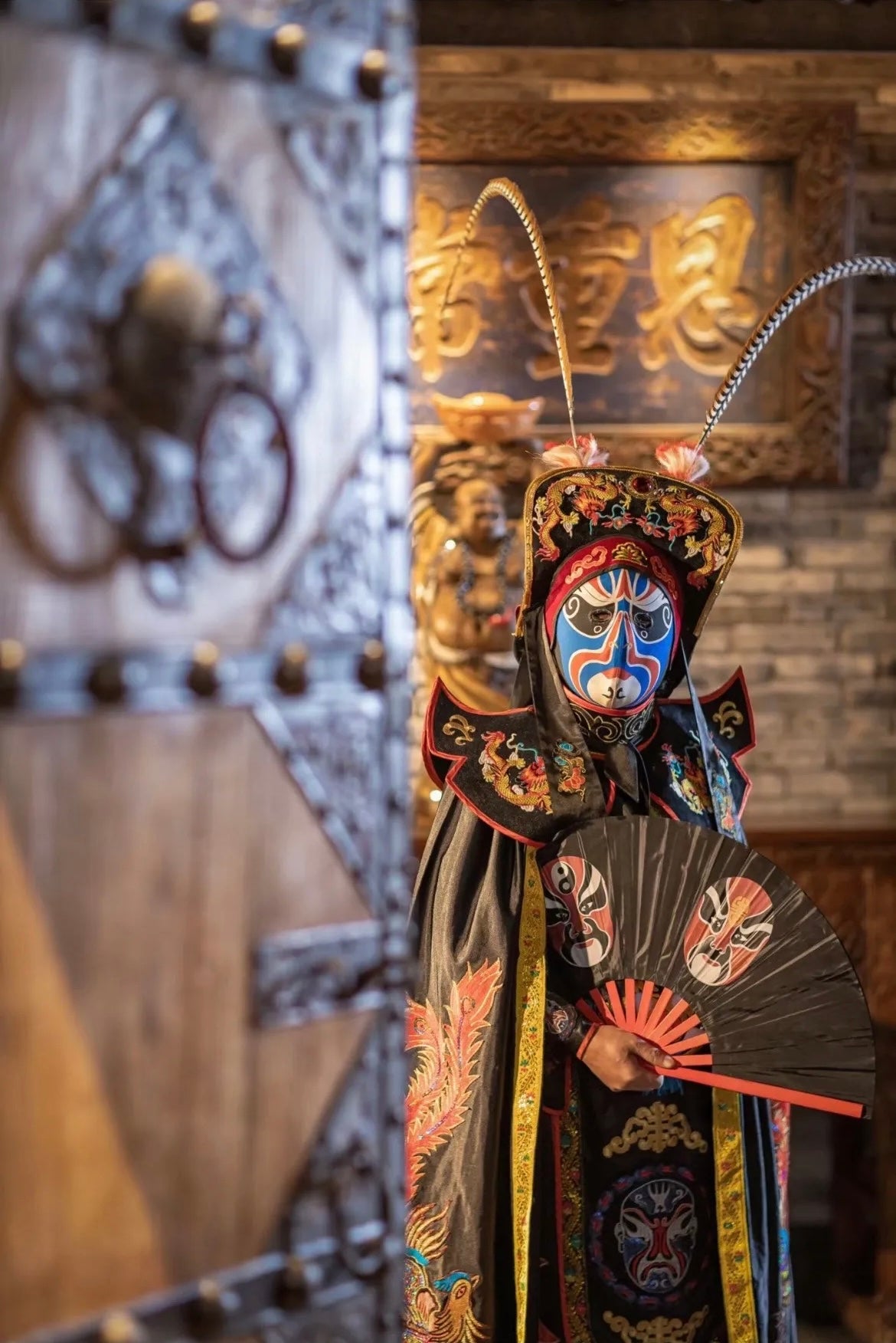 Chongqing one-day Immersive Palace & Intangible Cultural  Heritage Tour