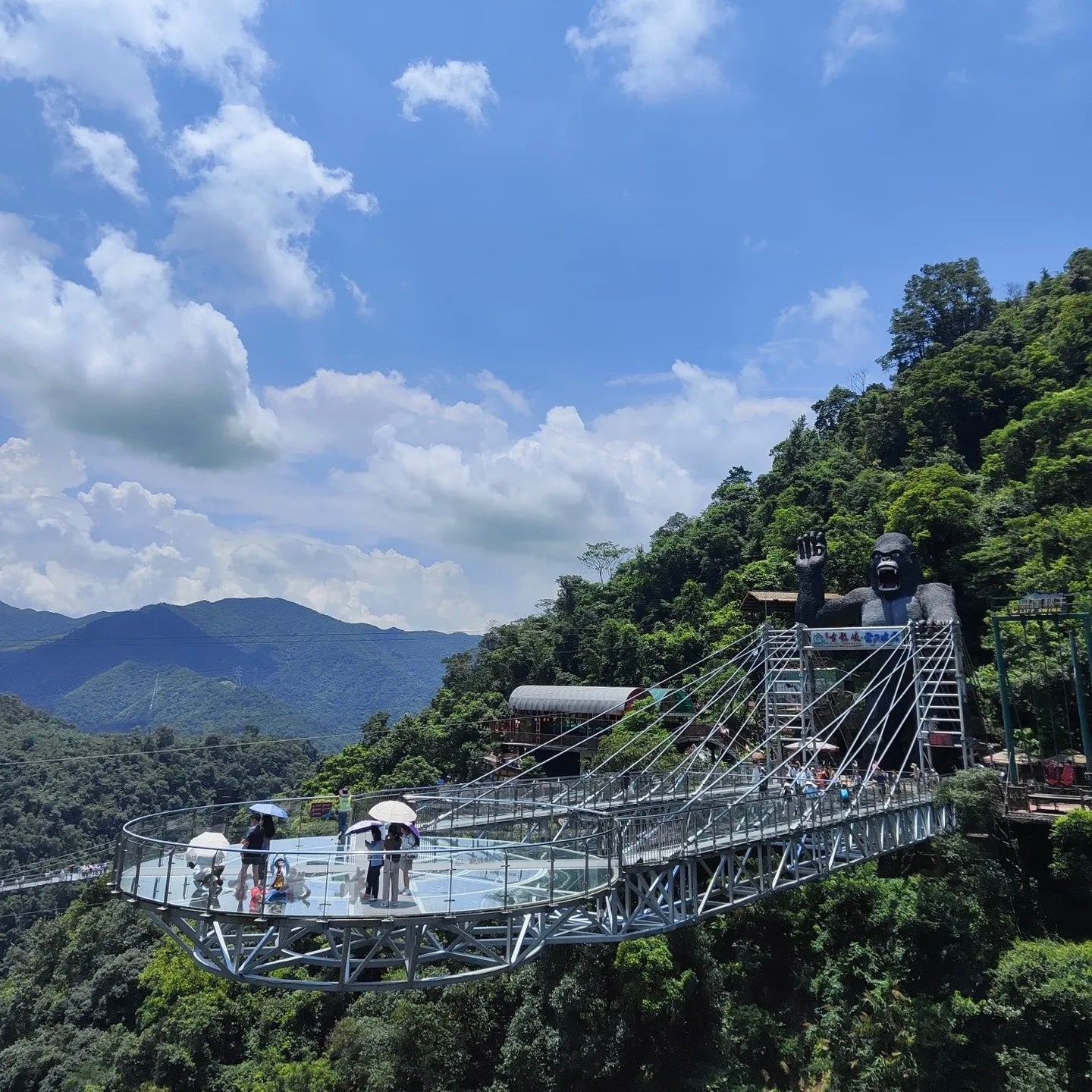 Private Day Tour: Qingyuan Gulong Gorge
