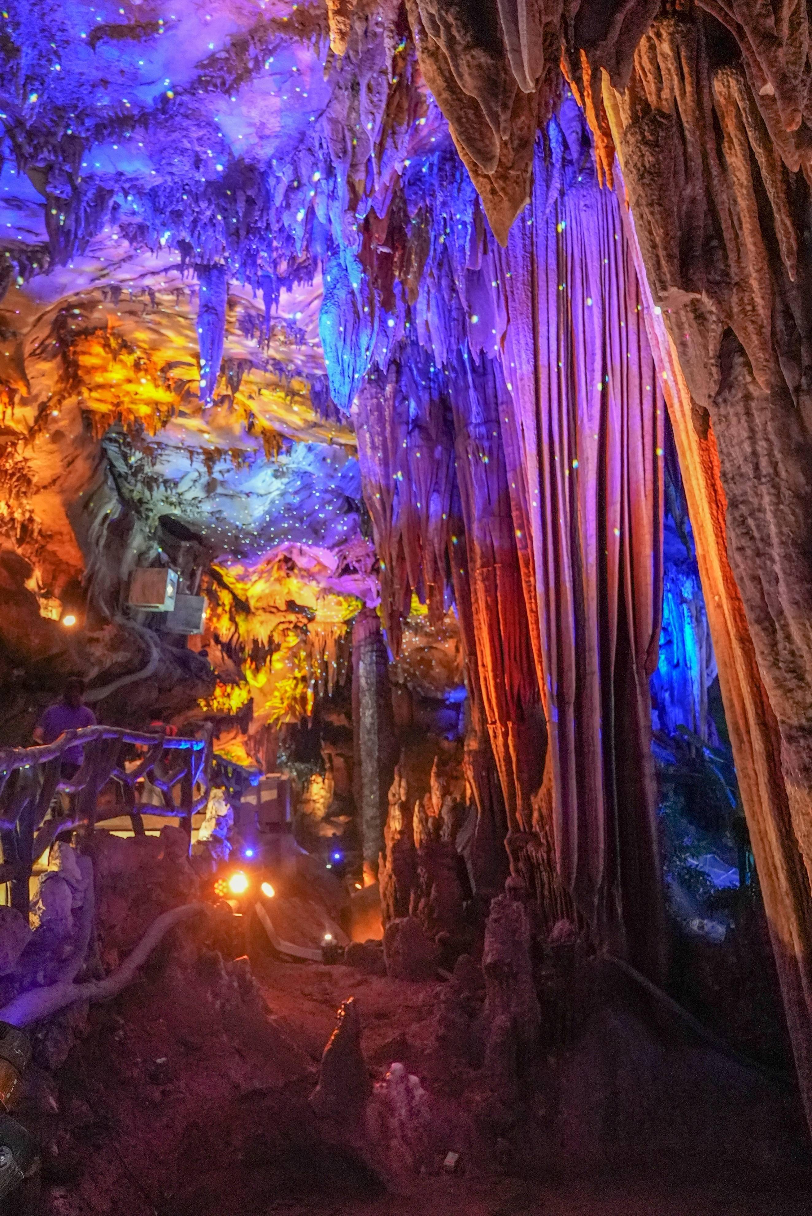 Longevity Hezhou: 3-Day Hot Spring & Ancient Town Getaway